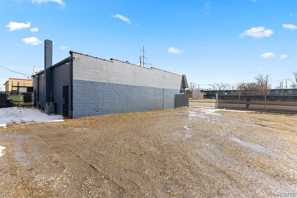 12434 8 Mile Road, Warren, MI 48089 — Photo 29