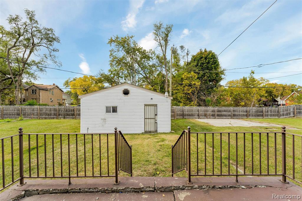 15853 Santa Rosa Drive, Detroit, MI 48238 — Photo 28