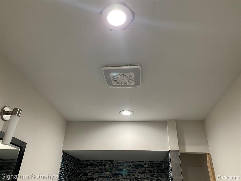 1991 Calvert Street, Detroit, MI 48206 — Photo 28