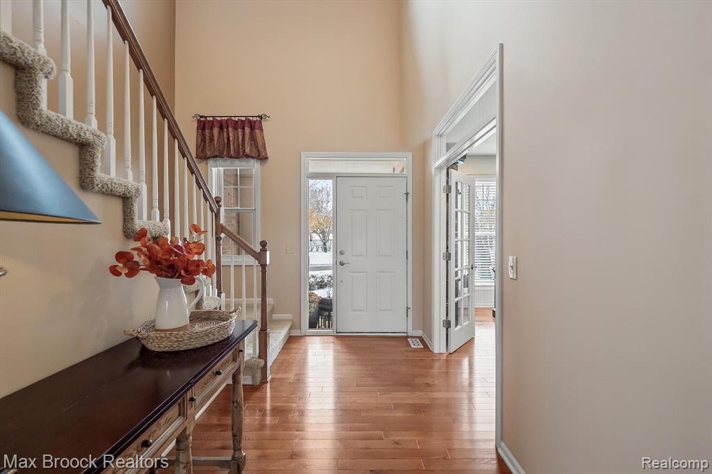 6144 Strawberry Circle, Commerce Twp, MI 48382 — Photo 5