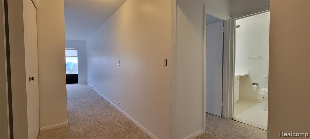 5000 Towncenter Center, Southfield, MI 48075 — Photo 8