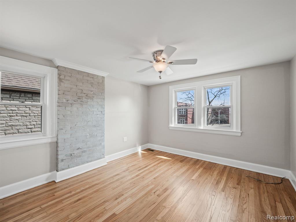 411 WILCOX Street, Rochester, MI 48307 — Photo 17