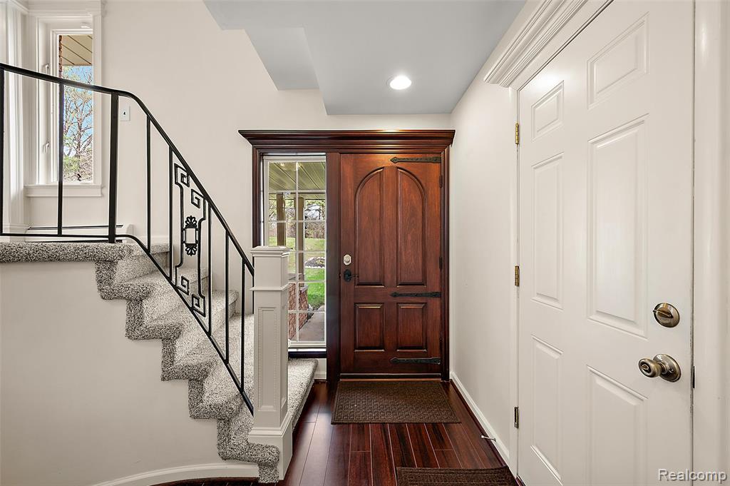 125 Cayuga Road, Lake Orion, MI 48362 — Photo 23
