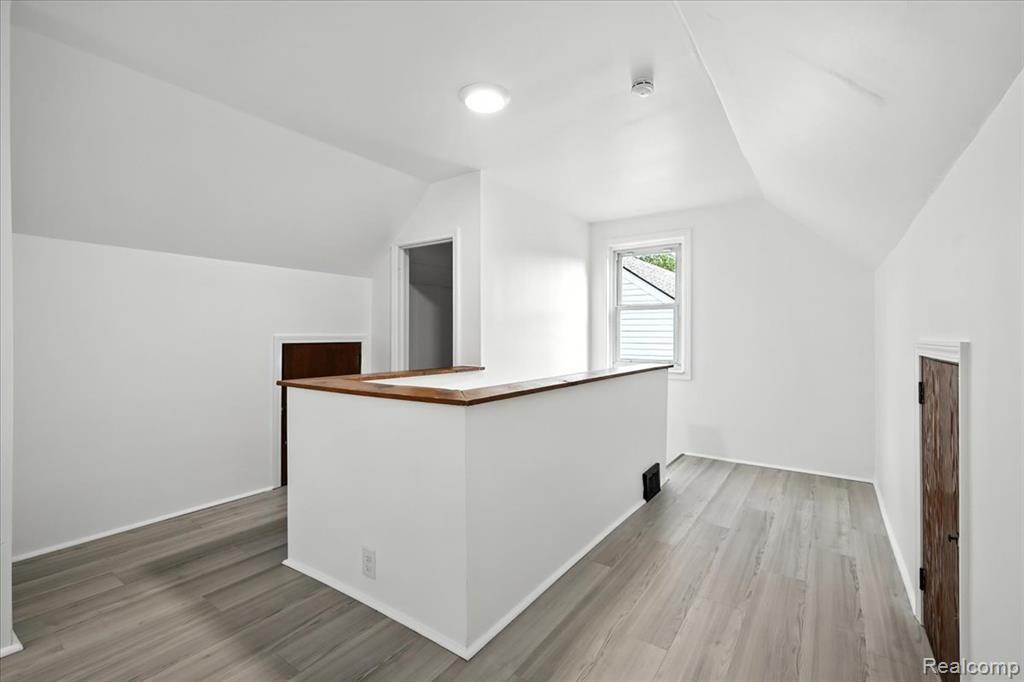 7445 Rockdale, Redford, MI 48239 — Photo 20