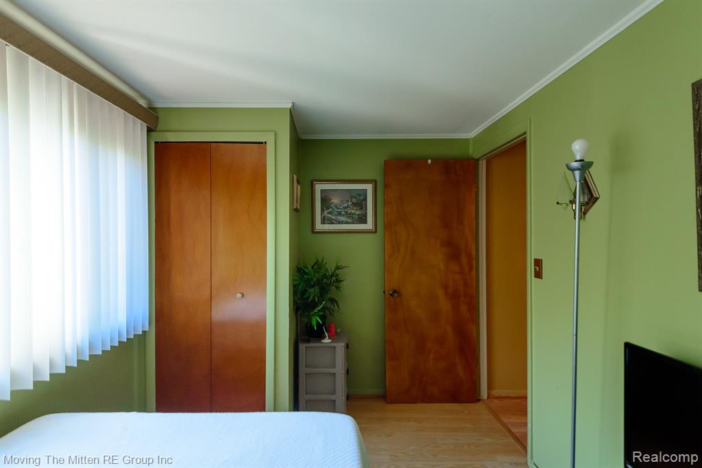 502 Estrada Drive, Belleville, MI 48111 — Photo 14
