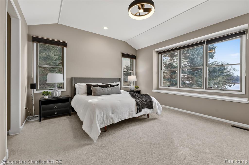 45653 TOURNAMENT Drive N, Northville, MI 48168 — Photo 19