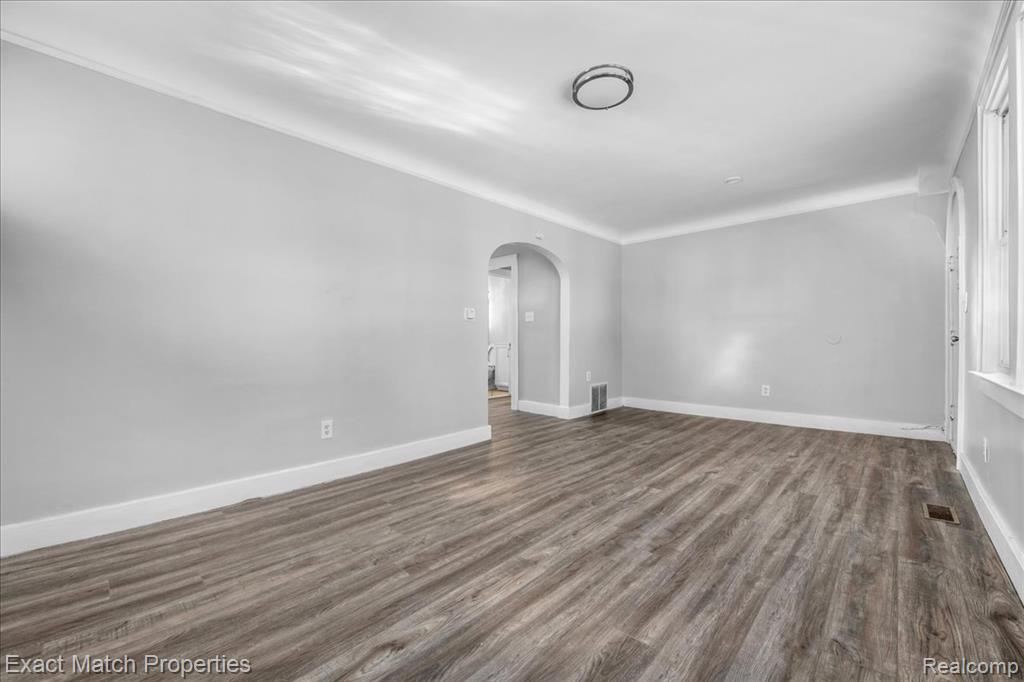 638 Raskob Street, Pontiac, MI 48340 — Photo 3