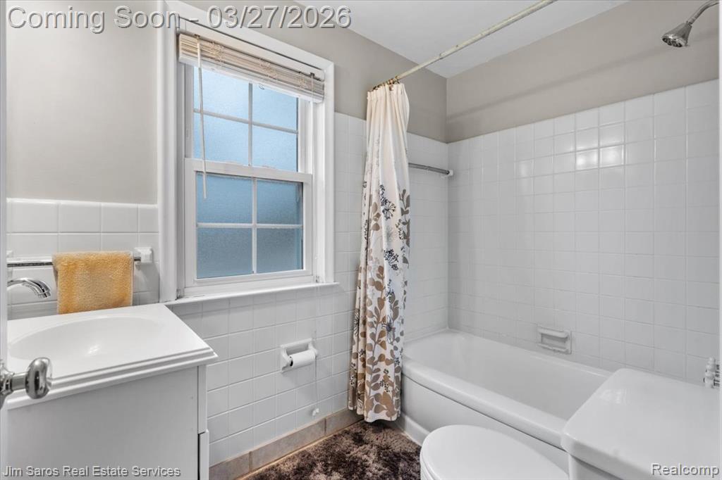 789 Lakeland Street, Grosse Pointe, MI 48230 — Photo 23
