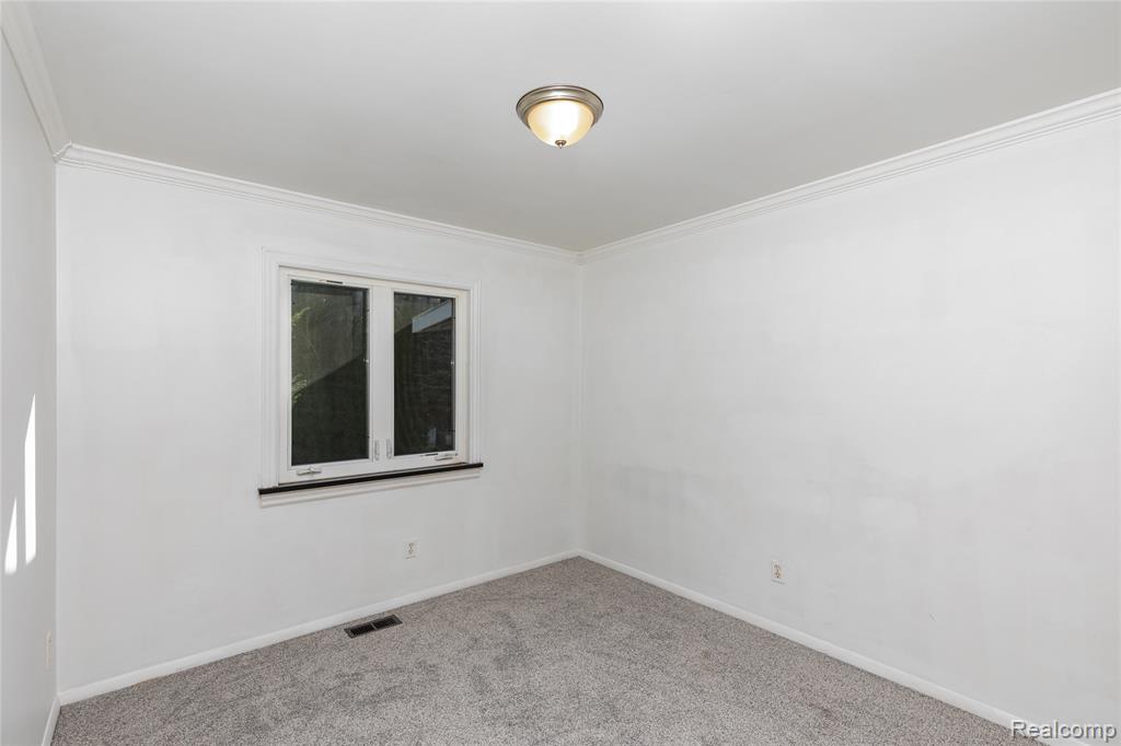 2320 Belle Glade Court, Fenton, MI 48430 — Photo 15