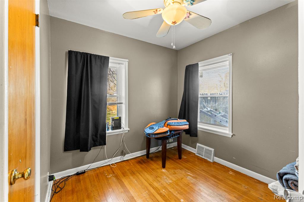 4494 Huron Street, Dearborn Heights, MI 48125 — Photo 23