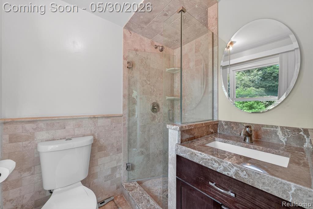 4059 Gatesford Circle Drive, Troy, MI 48085 — Photo 13