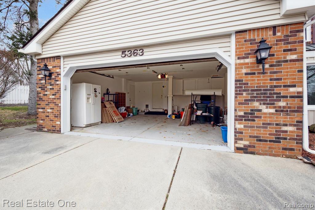 5363 HIGH COURT Way, West Bloomfield, MI 48323 — Photo 56