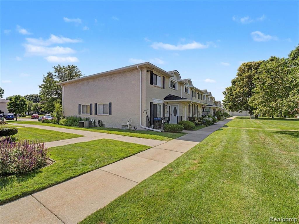 41957 Utica Road, Sterling Heights, MI 48313 — Photo 6