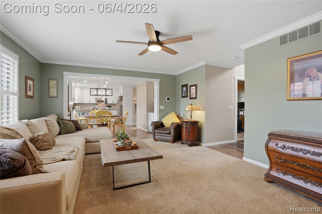 8605 Vista Court, Westland, MI — Photo 9