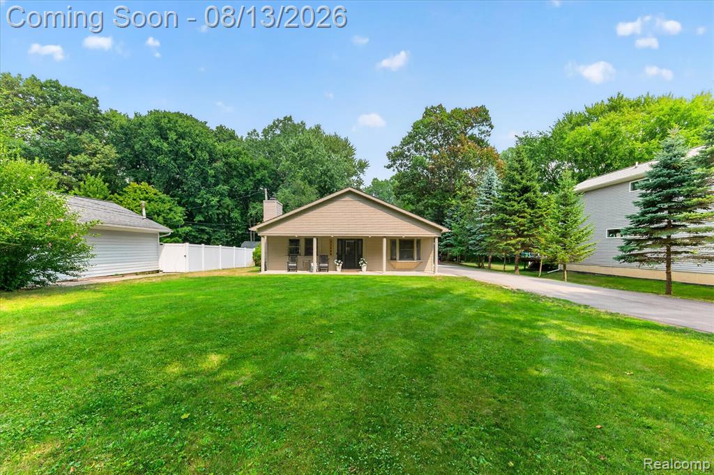 21288 Whitlock Street, Farmington, MI 48336