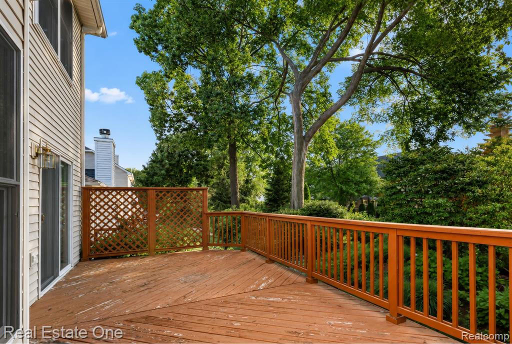 3622 Camden Court, Auburn Hills, MI 48326 — Photo 47