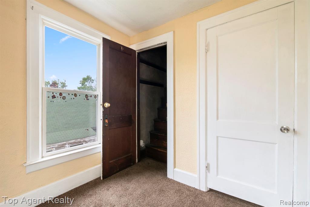 50 Henderson Street, Pontiac, MI 48341 — Photo 24