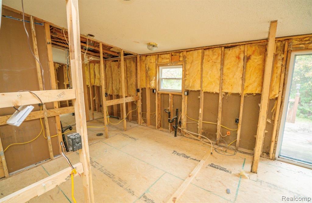 7844 S Beech Avenue, Howard City, MI 49329 — Photo 4