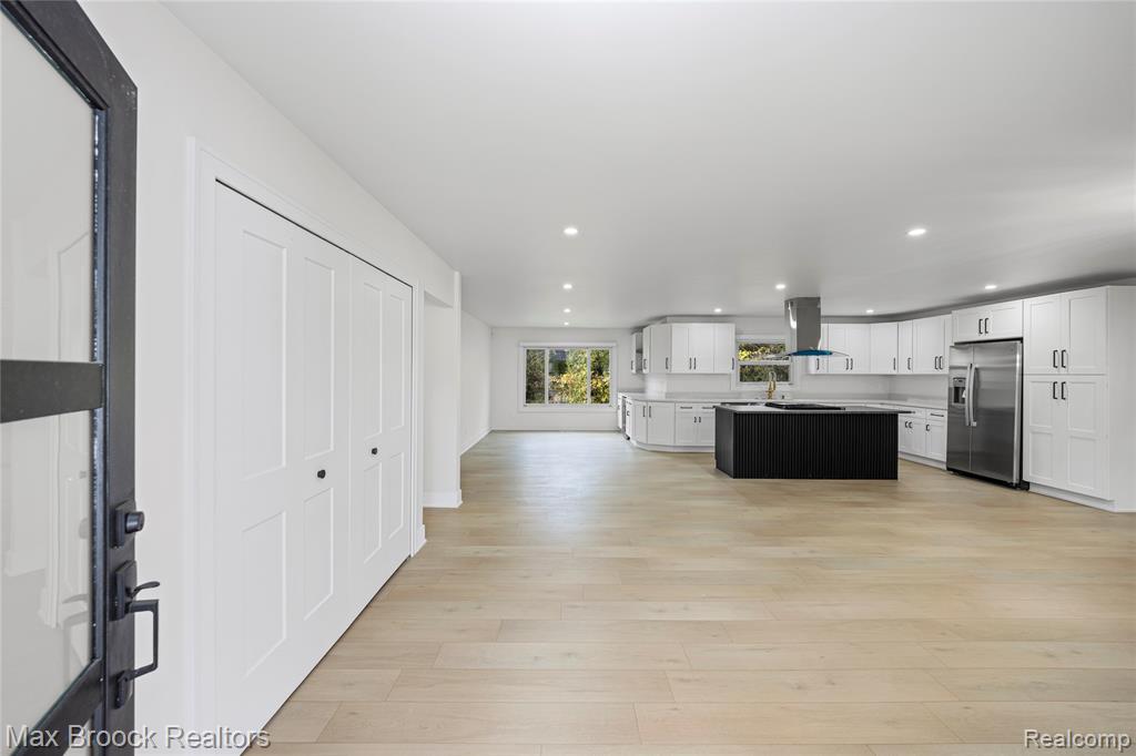 4800 Faircourt Drive, West Bloomfield, MI — Photo 5