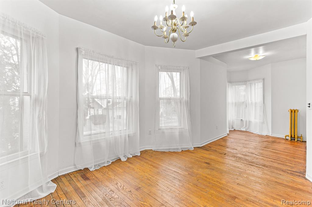 426 E KENILWORTH Avenue, Royal Oak, MI 48067 — Photo 13