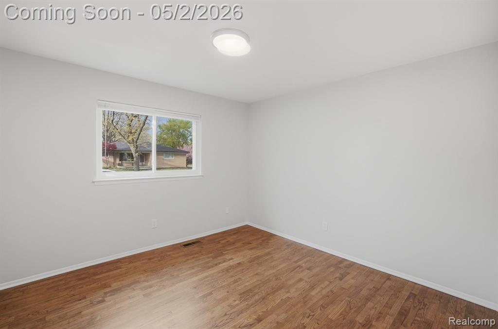 19704 Parkside Street, Saint Clair Shores, MI 48080 — Photo 20