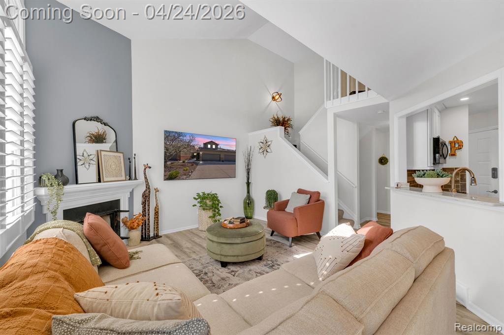 9859 Hawthorne Glen Drive, Grosse Ile, MI 48138 — Photo 7