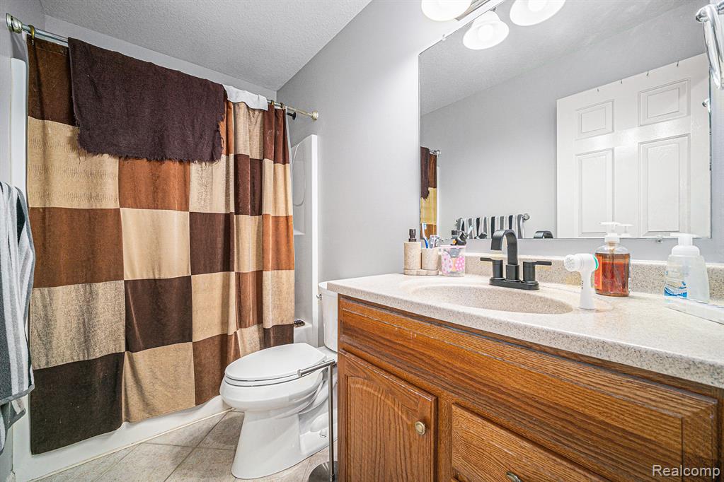 12241 Matthews Street, Carleton, MI 48117 — Photo 16