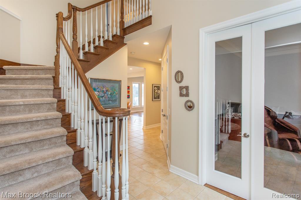 7080 Colony Drive, West Bloomfield, MI 48323 — Photo 32