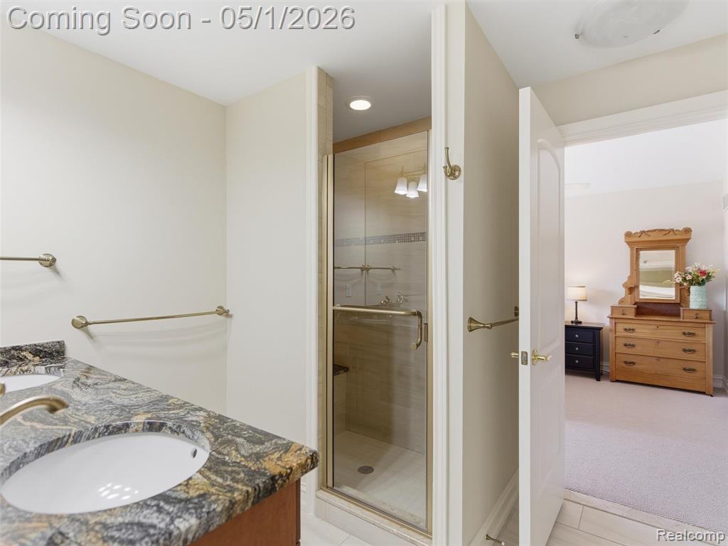 1450 Greythorne Drive, Lake Orion, MI — Photo 58