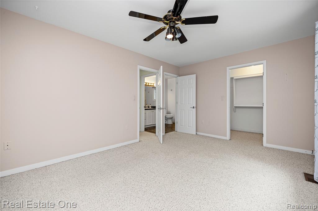 4642 Ponderosa Street, Commerce Twp, MI 48382 — Photo 27