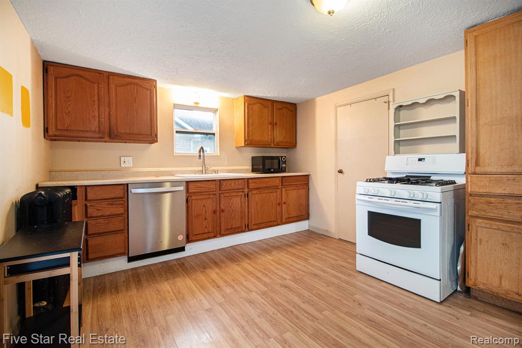 423 W 7th Street, Monroe, MI 48161 — Photo 10