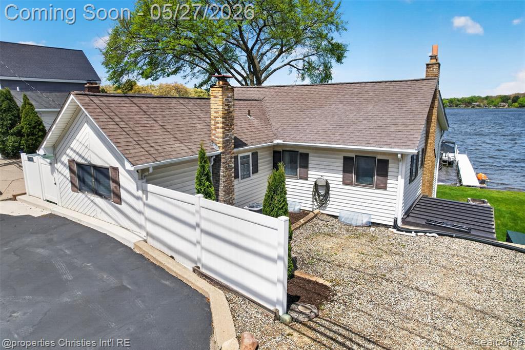 9696 Elizabeth Lake Road, White Lake, MI — Photo 40