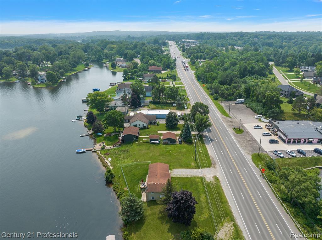 9876 Dixie Highway, Clarkston, MI 48348 — Photo 11