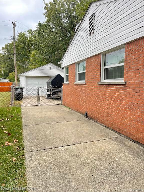 7760 BANNER Street, Taylor, MI 48180 — Photo 13