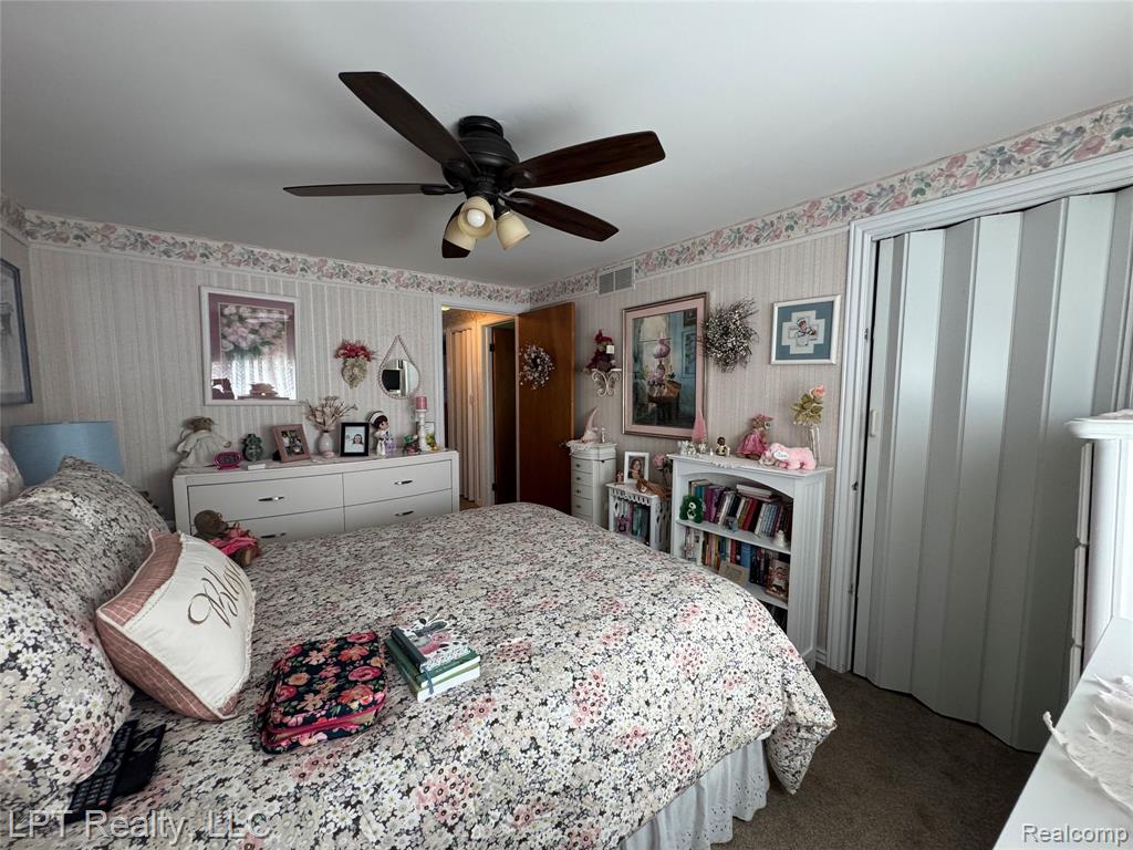 28382 Brookfield Court, Brownstown, MI 48183 — Photo 13