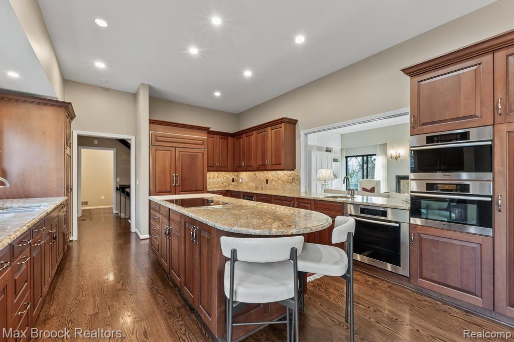 969 Bloomfield Woods, Bloomfield Hills, MI 48304 — Photo 7