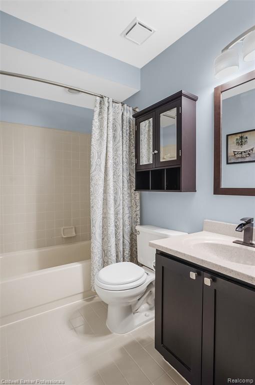 43246 Winterfield Drive, Sterling Heights, MI 48314 — Photo 35