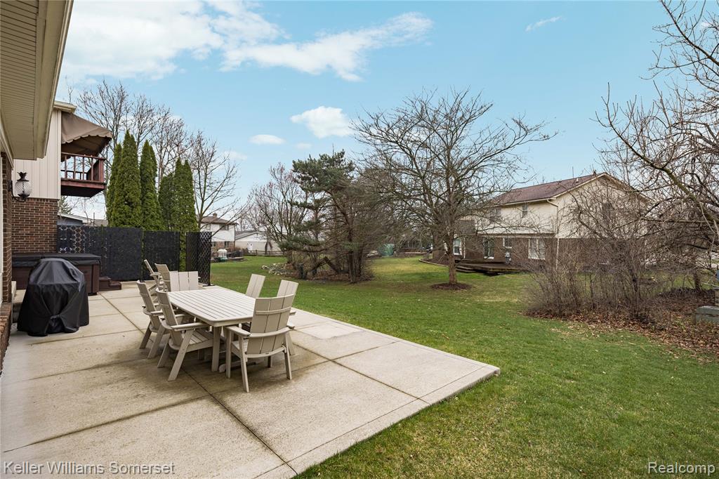 447 Antoinette Drive, Rochester Hills, MI 48309 — Photo 63