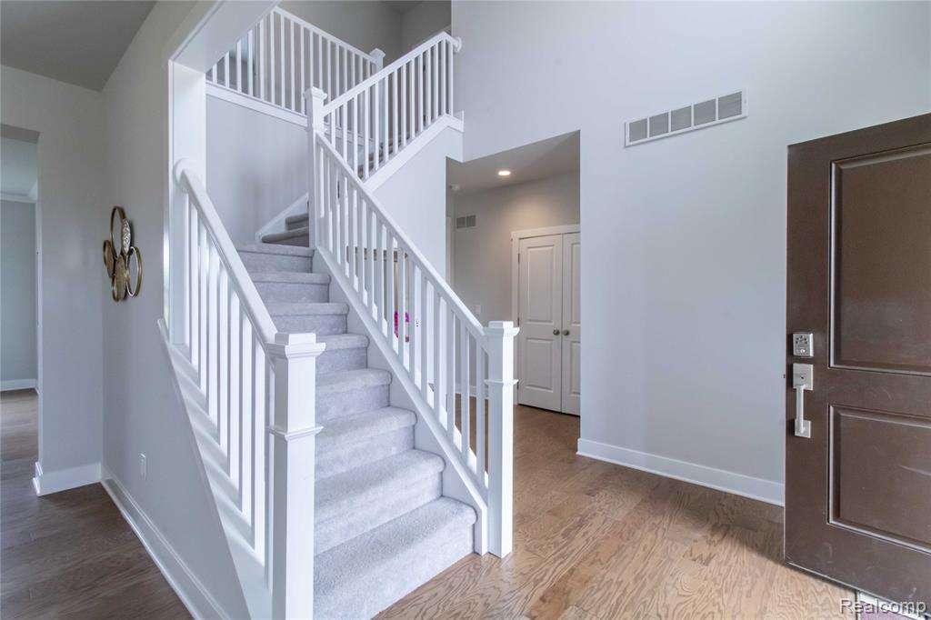 1648 S Tannytown Road, Canton, MI 48188 — Photo 8