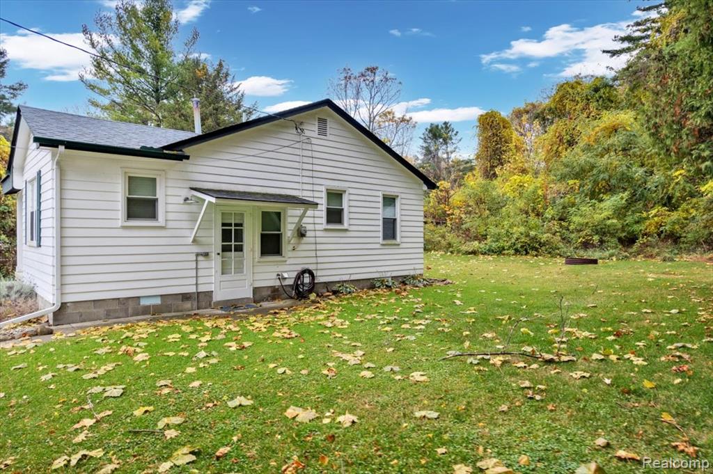 5036 Lakeshore Road, Lexington, MI 48450 — Photo 4
