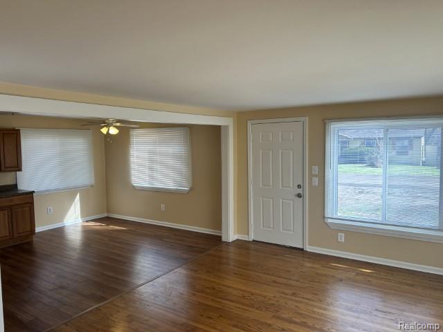 4024 Wenonah Lane, Waterford, MI 48328 — Photo 8