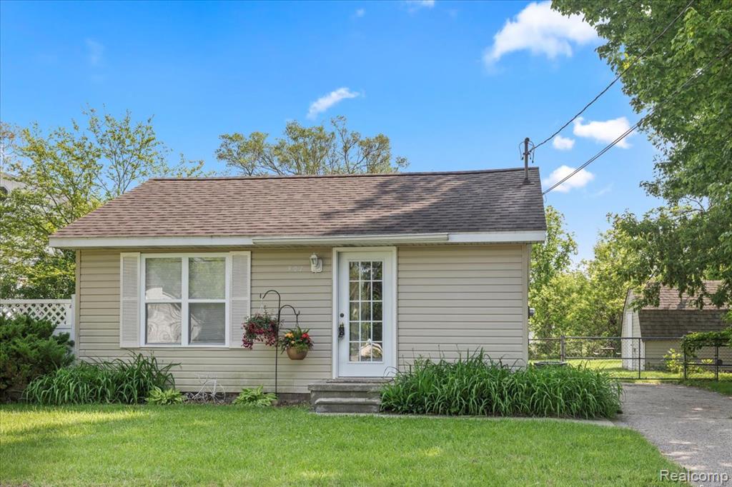 501 Front Street, Holly, MI 48442 — Photo 2