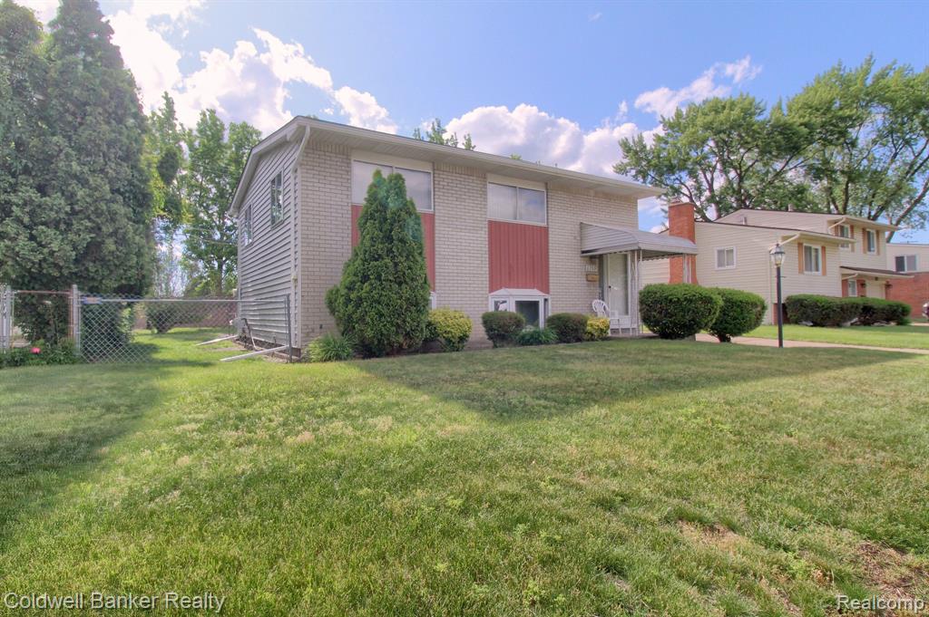 6709 Geronimo Street, Westland, MI — Photo 2