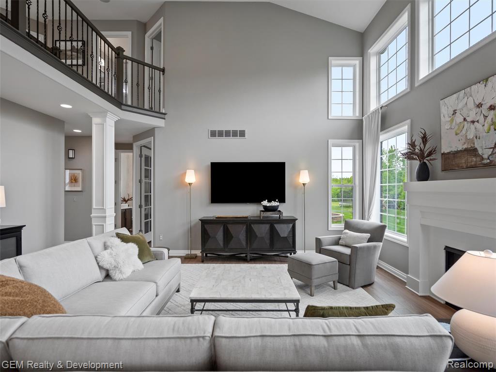 52486 Aspen Drive, South Lyon, MI 48178 — Photo 8