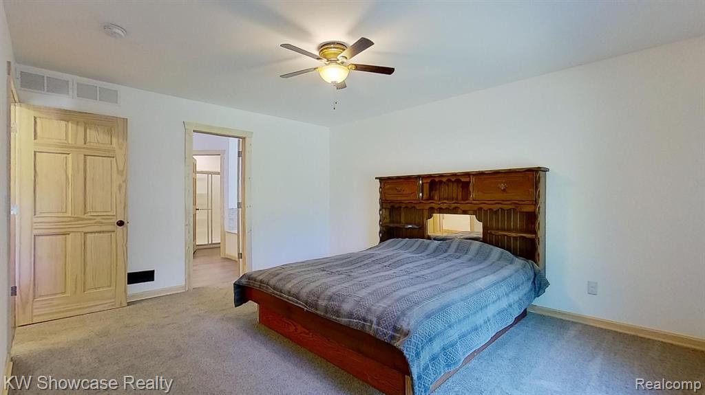 9246 WHITE Road, Linden, MI 48451 — Photo 33