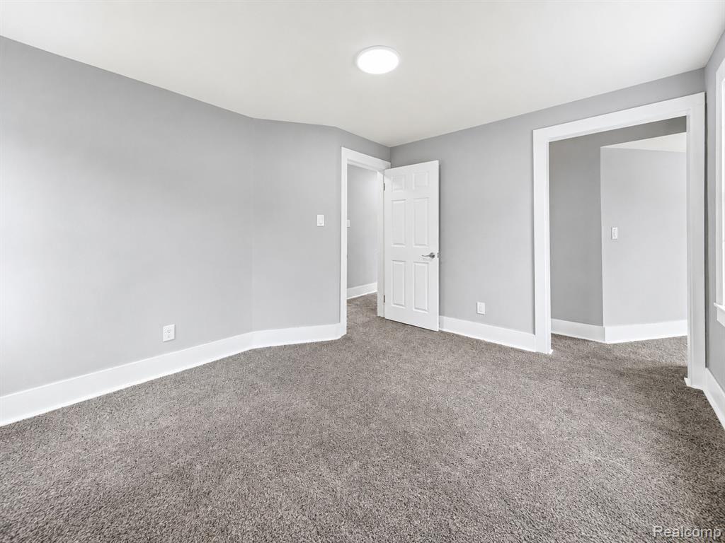 9175 Devonshire Road, Detroit, MI 48224 — Photo 18