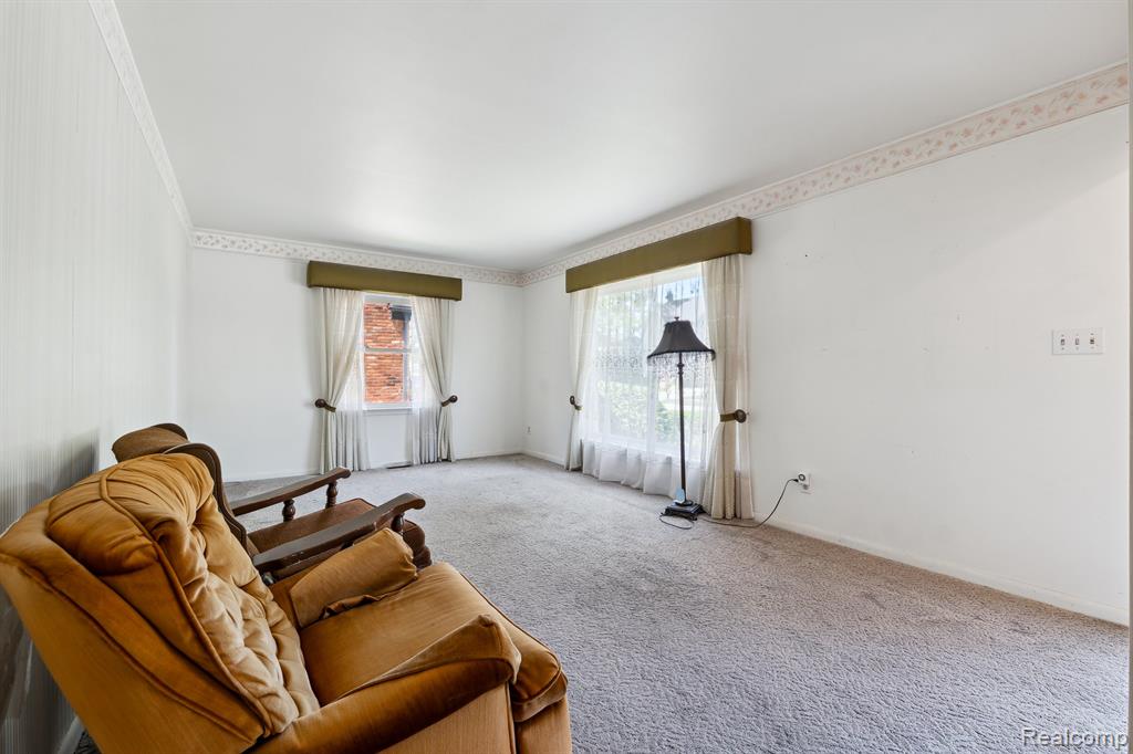 543 Broadacre Avenue, Clawson, MI — Photo 8