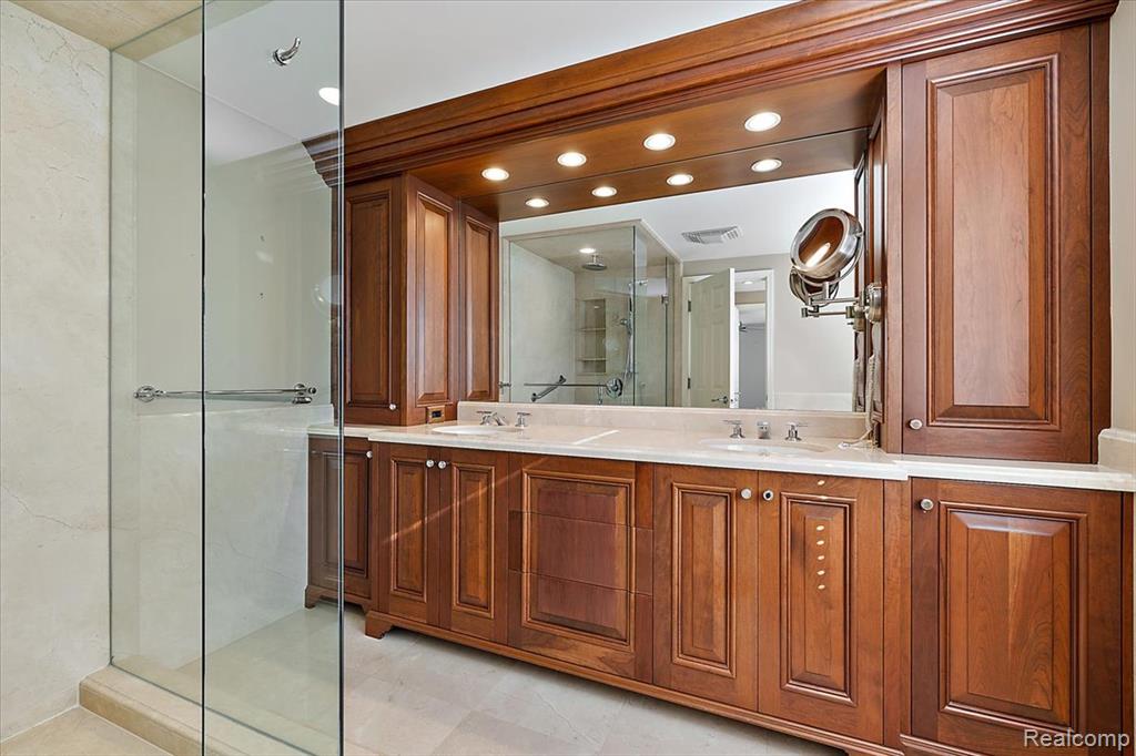 4147 Greensboro Drive, Troy, MI 48085 — Photo 31