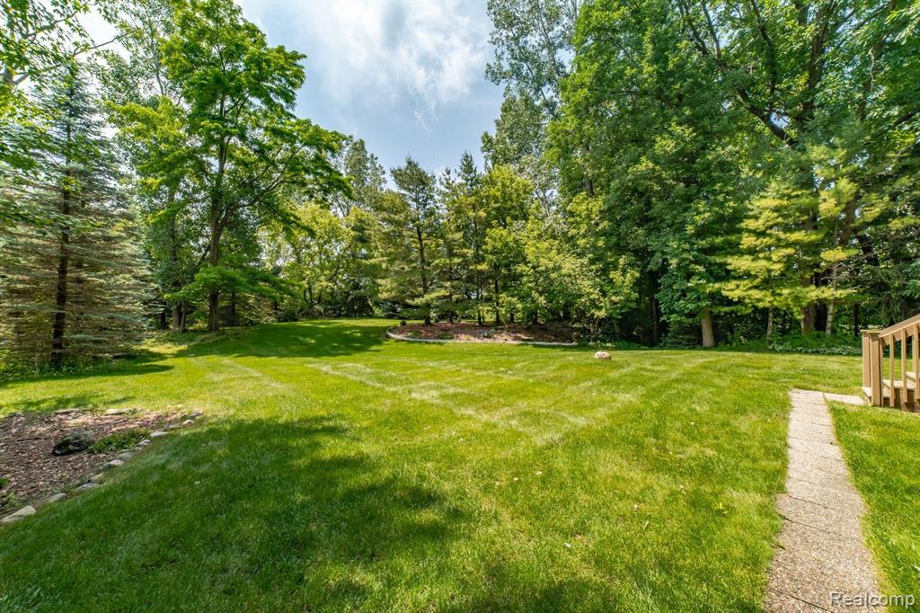 7191 ELDERWOOD Circle, Clarkston, MI — Photo 56