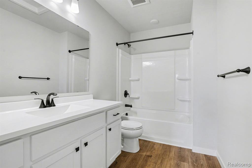 3157 Wild Orchid Lane, Burton, MI 48519 — Photo 18